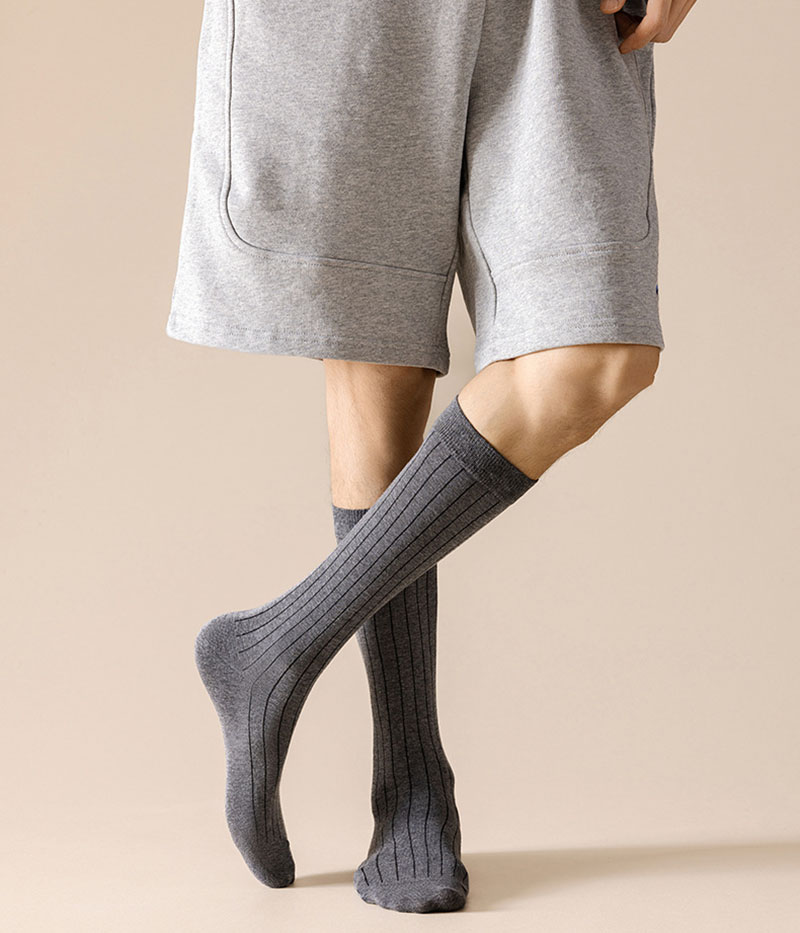  Simple Fashion Men's Knee Socks Solid Striped Knitting Cotton Long Socks Men Stockings Sports Basketball Thigh High 