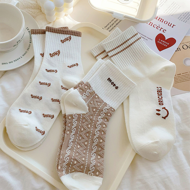 tailored services Of Spring And Autumn Socks Set women s Medium Tube Socks Casual And Cute Smiling Pure Cotton 