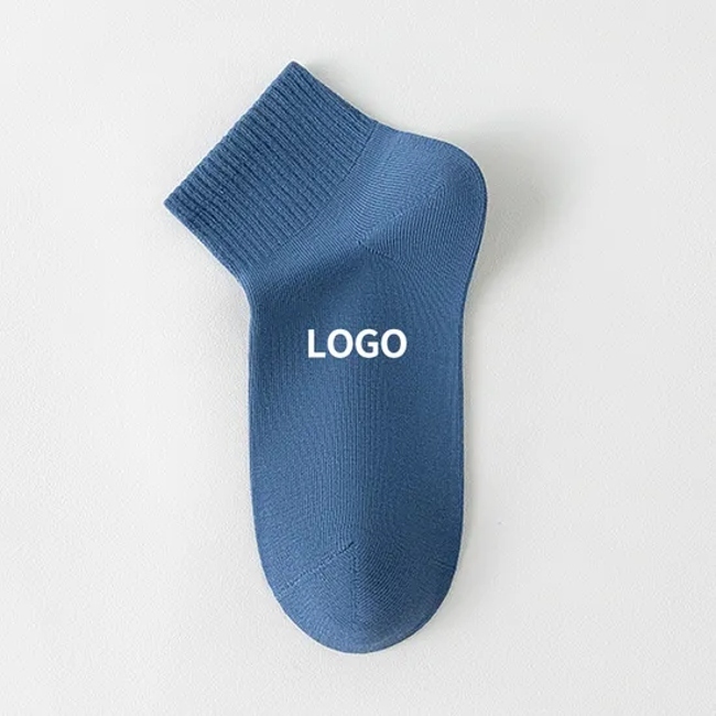 Customized Made Logo Sports Socks for Youth Men and Women Short Sock for Crew Socks for Man and Woman