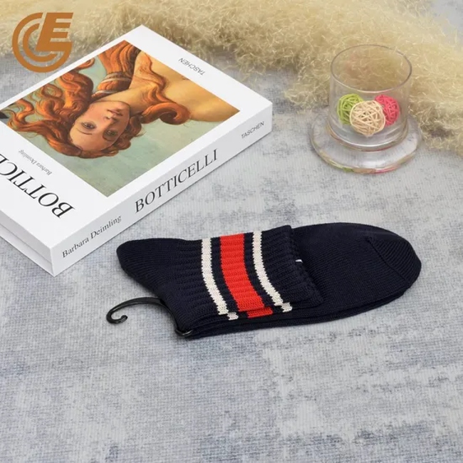 Wholesale Cotton Striped Breathable Men′s Crew Socks Manufacturer