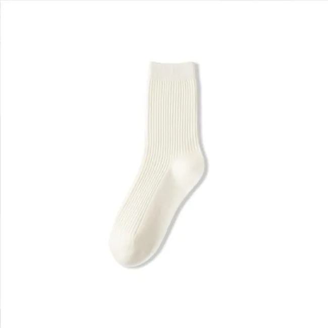 Versatile Men′s Crew Socks, Antibacterial and Moisture-Wicking for Business Casual