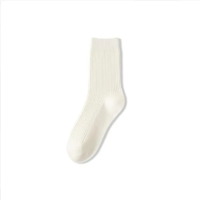 Versatile Men′s Crew Socks, Antibacterial and Moisture-Wicking for Business Casual