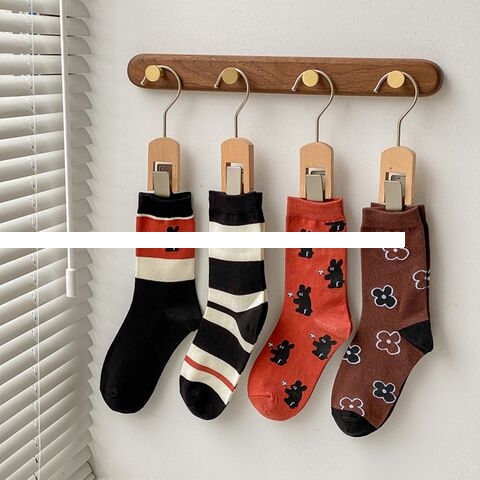 Wholesale High Quality Cotton Breathable Women Socks Custom Jacquard Design Crew Sport Socks