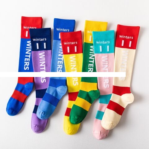 High Quality Women Compression Socks Jacquard Letter Design Suppot Custom Logo Long Sport Socks