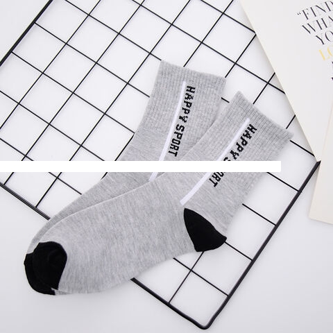 OEM FREE DESIGN Custom Design Logo Sport Athletic Socks Custom Logo Cotton Crew Sport Socks Customized Basketball Sock