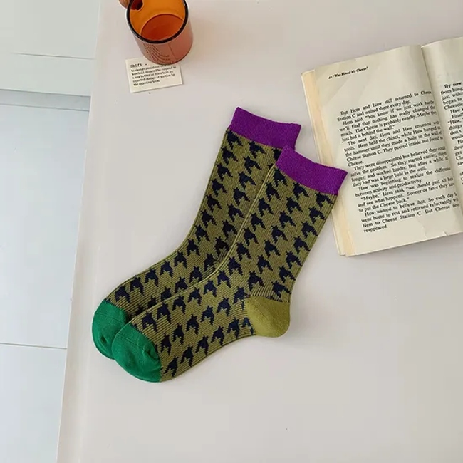 Autumn New Personality Niche Retro Floral Double Needle Double Road Hundreds of Women′s Medium Cotton Socks
