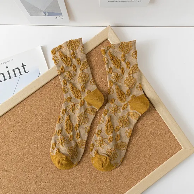 Spring Section Sweat Anti Oduor Breathable Trend Retro Palace Style Small Flower Three-Dimensional Embossed Casual MID-Calf Socks