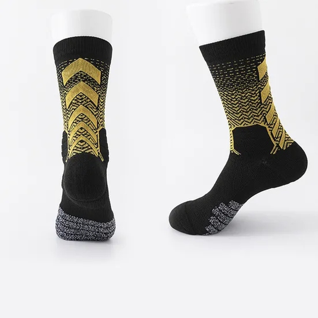 Four Seasons Basketball Sock Men′s and Women′s MID-Calf Socks Professional Sports Socks Colorful Moisture Transferring and Sweating Socks