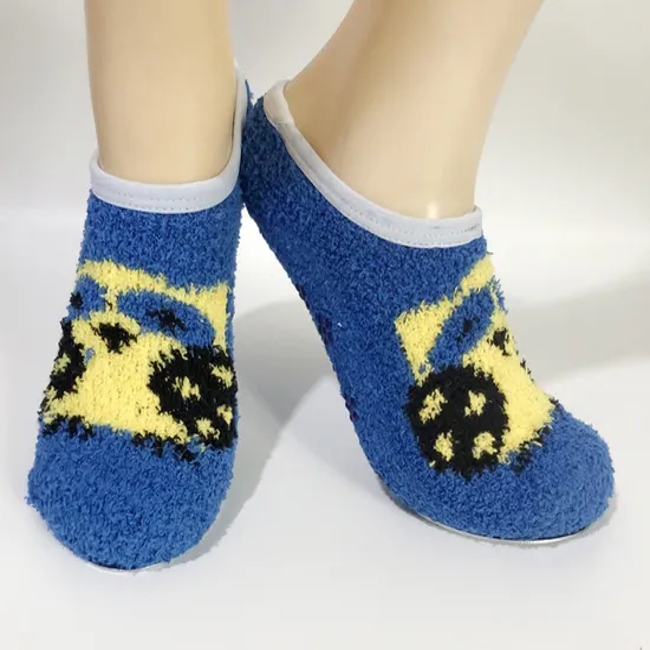 Custom Women Girls Fuzzy Winter Warm Christmas Indoors Slipper Socks Cute Cat Claw Soft Home Sleeping Socks