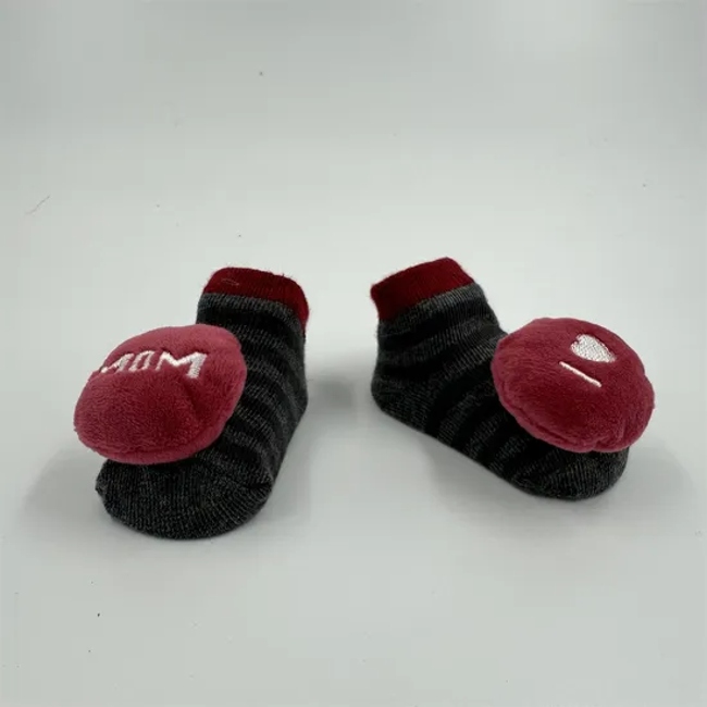 "I Love Mom" Baby Indoor Eco-Friendly Comfortable and Cute Cotton Crawling Socks