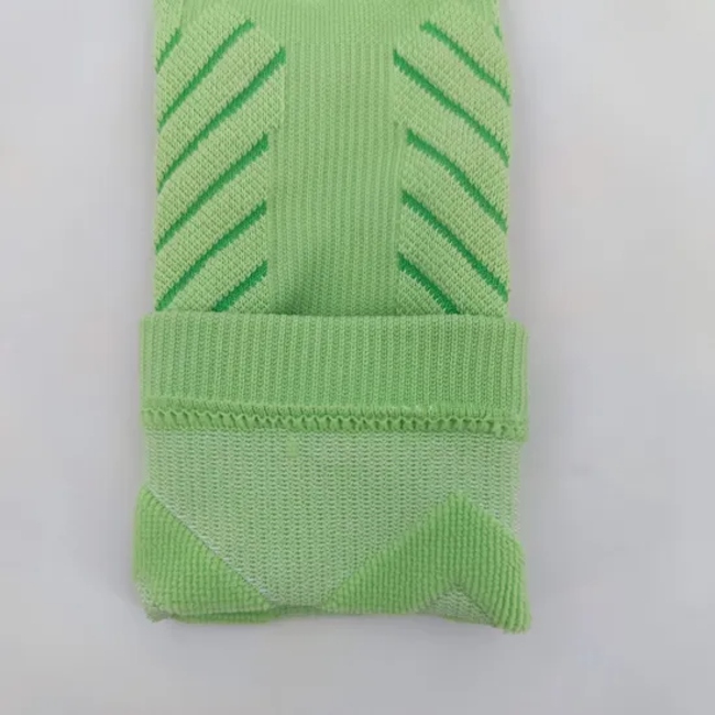 Professional Compression Thicken Breathable Absorb Sweat Wholesale Outdoor Stocking Sports Socks