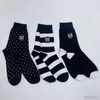 Custom Cotton Socks for Men Combed Cotton Embroidered Socks 3pk