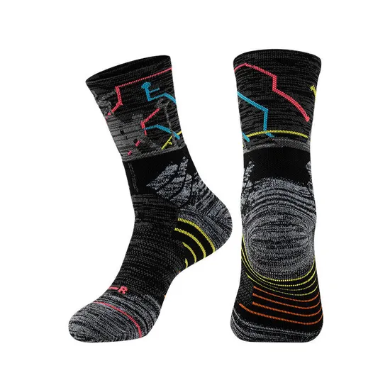 Wholesales Custom Logo Sports Grip Socks Performance Football Soccer Compression Socks with Non Slip Grip Socks for Men