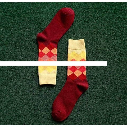 China Factory Seller Combed Cotton Designer Socks Breathable Casual Crew with Funny Colorful Logo for Spring and Autumn
