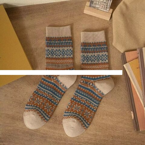 Wholesale winter thick socks men s crew socks colored high quality socks for men custom logo