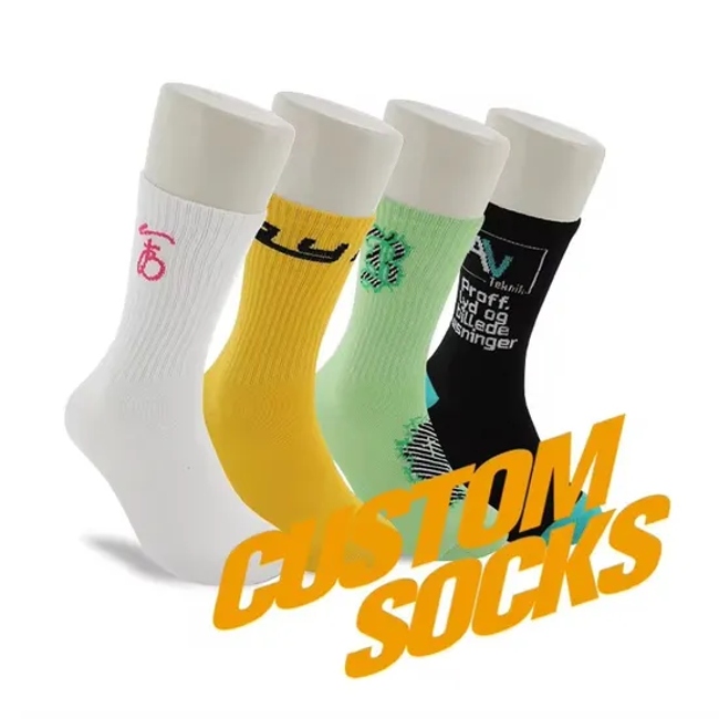 Fashion Simple and Classic Compression Patterned Customized Cotton-Rich Grip Travel Sports Socks Basketball Men Crew Sock