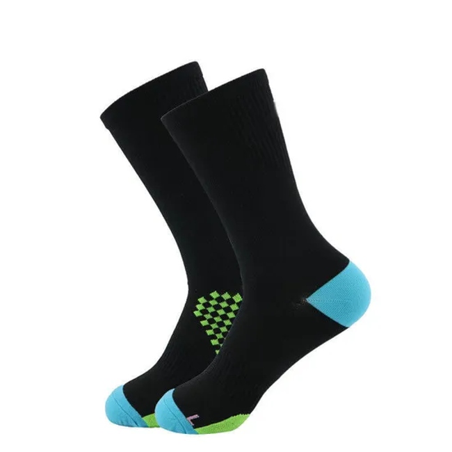 Istom Men′s and Women′s Nylon Sports Socks Quarter Compression Running Sock