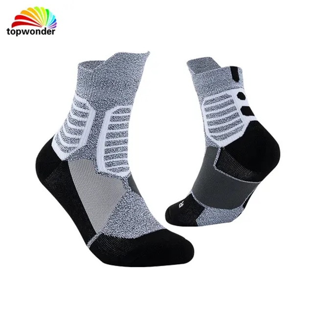 Customize All Types of Crew Cushion Terry Bottom Dry-Fit Running Athletic Sports Sock at Low Price and High Quality