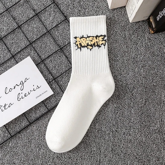 White Graffiti Letter Basketball Knitted Pure Cotton Sweat-Absorbing Socks
