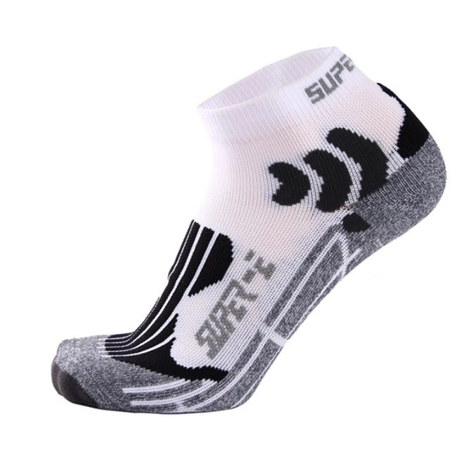 Four Seasons Professional Sports Outdoor Quick Dry Athletic Grip Socks for Men