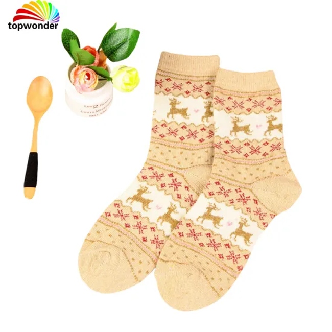 Customize and Wholesale Winter Thick Knitting Christmas Deer Sock in Many Colors and Sizes at Low Prices