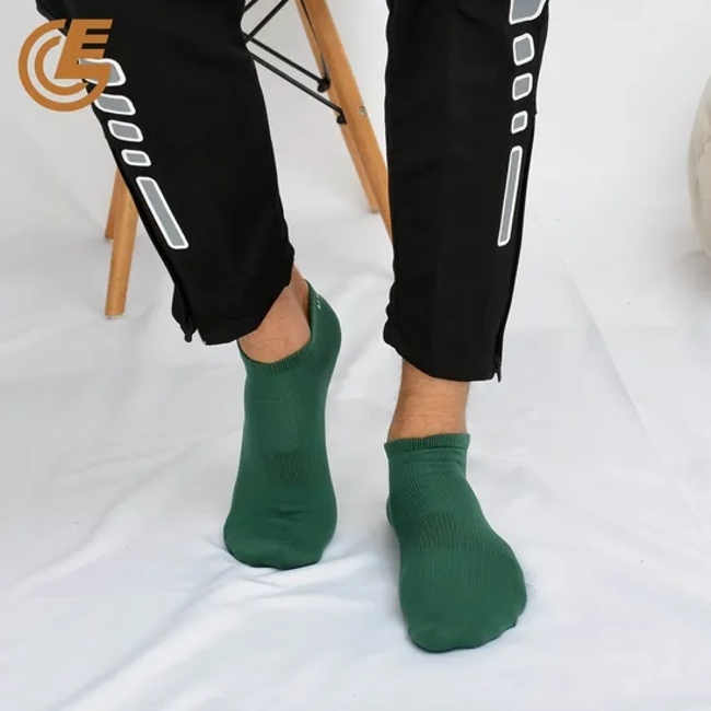 Qlm-321-12 Factory Wholesale Cotton Anti Slip Socks Compression Ankle Socks