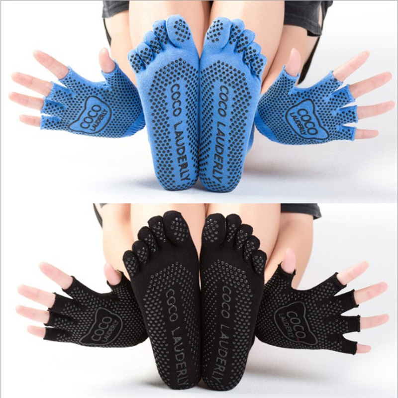 small batch orders New Sports Yoga Socks Women Mitten Half Toe Non Slip Girls Half Fingers Cotton Warm Exercise Running Gloves 