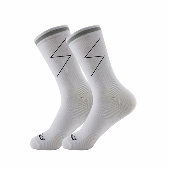 Custom Made of new lightning resistant football socks, basketball socks, golf socks, yoga socks, men's favorite 