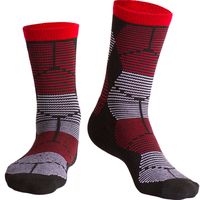 Custom color youth sports socks wholesale basketball cotton ankle at the Price