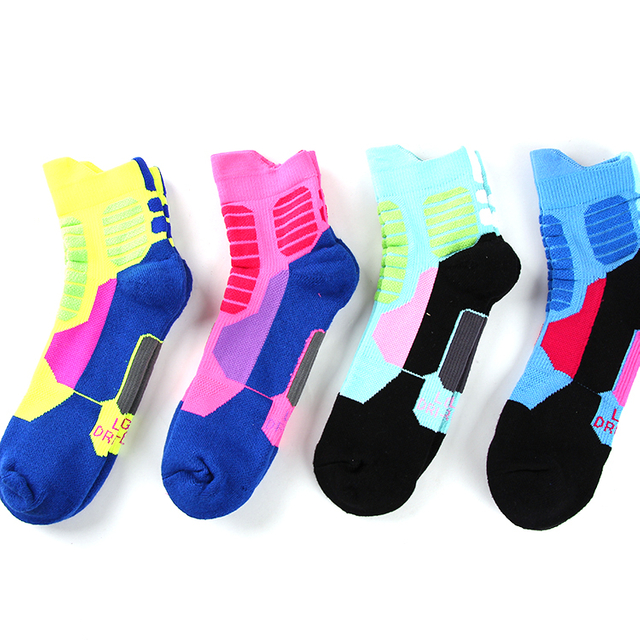 FDA BSCI ISO SGS Certificated Ultra soft ankle sport diabetic socks towel bottom men sports top quality for