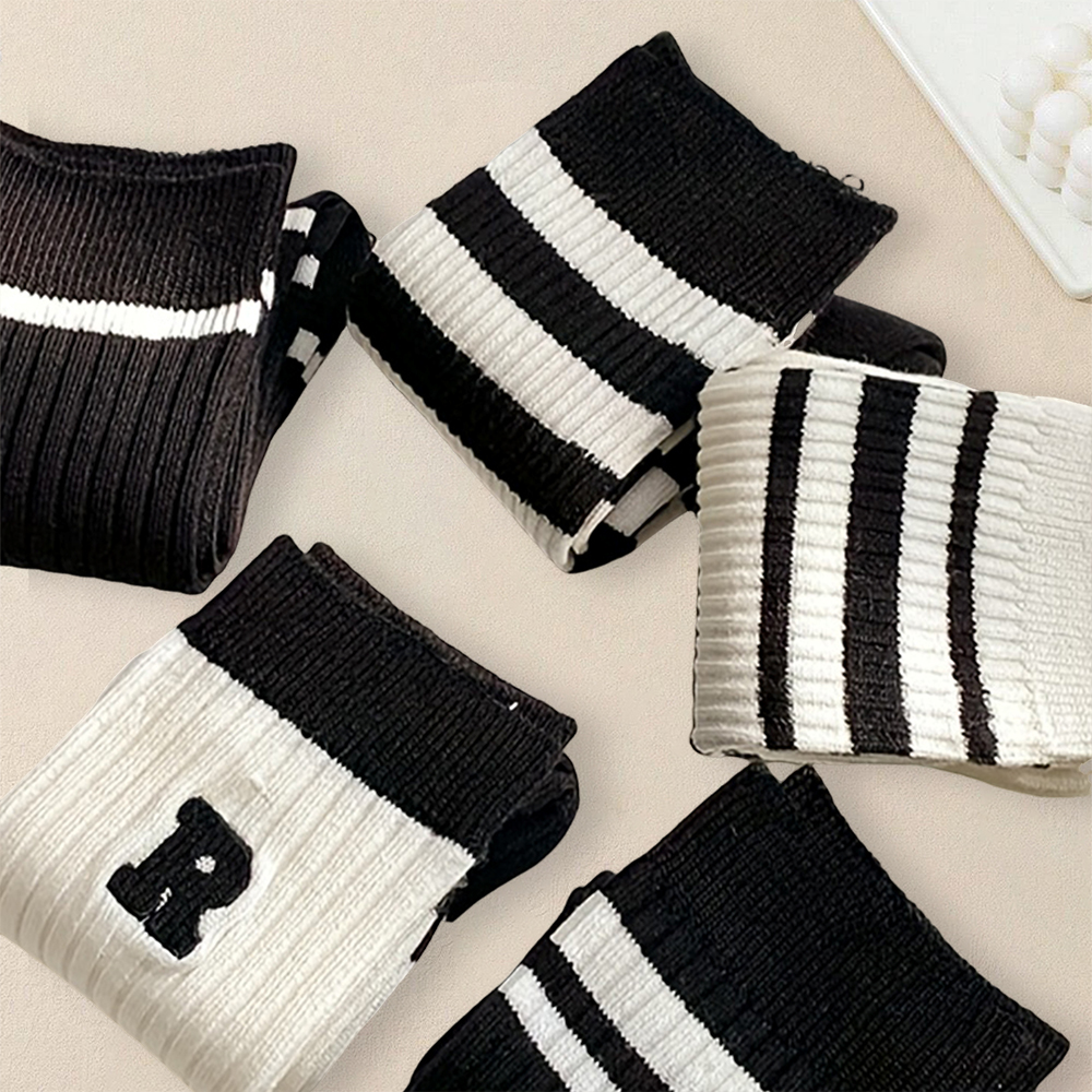 ODM women Striped Patterned Socks Fashionable Minimalist Creative Socks Comfortable Breathable Casual Mid Length 