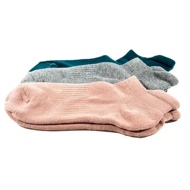 Wholesale Men Women Custom Logo Cotton Socks New Fashion Plain Color Crew Socks