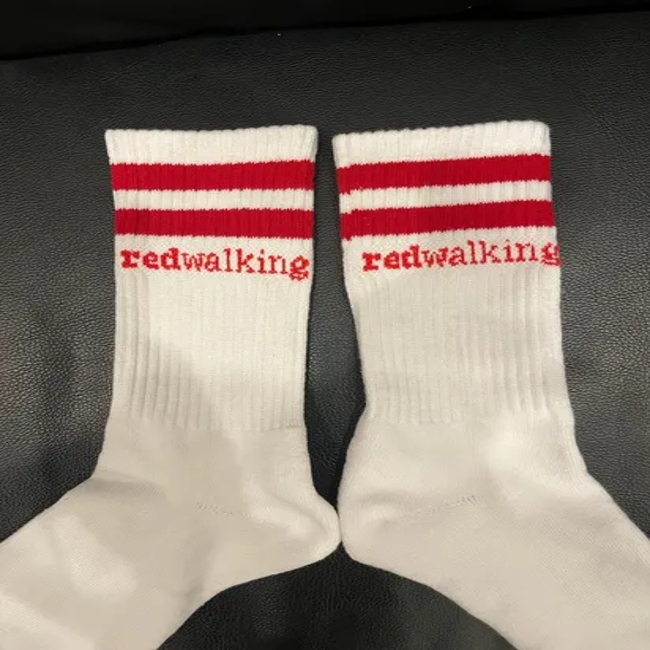 Customized Sports Socks Comfortable Athletic Crew Socks for Promotion and Training