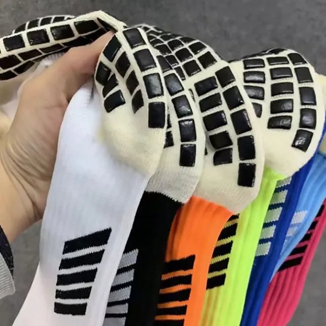 Custom Classic Men Sport Grip Socks Thin Knitted Technique Crew Football Socks