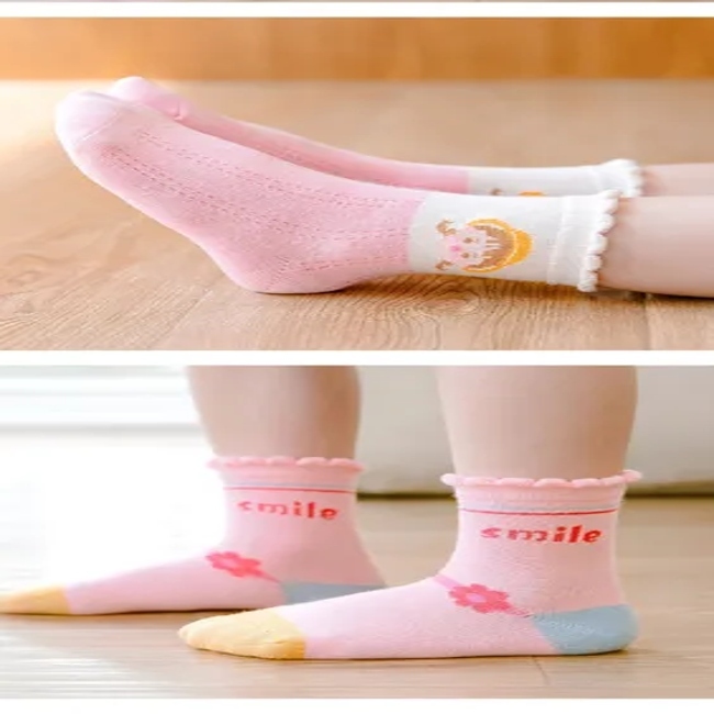 Wholesale Soccer Men Basketball Rugby Sports Crew Children Customized Logo Unisex Football Non Slip Grip Crew Cotton Baby Dispensing Socks