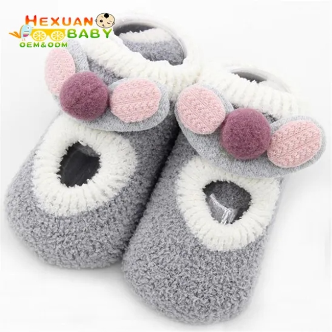 Custom Soft Comfortable Cute Animal Shape Warm Soft Coral Fleece Fuzzy Baby Shoe Socks