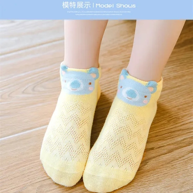 Wholesale Fashion Anti Slip Baby Ankle Young Kids Floor Dispensing Socks