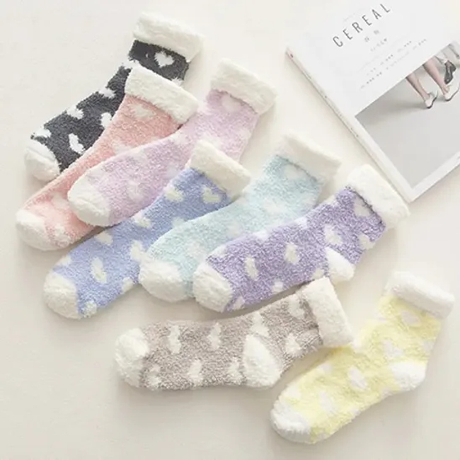 2025 Custom Logo Warm Thermal Fuzzy Terry Socks Winter Fluffy Women Socks