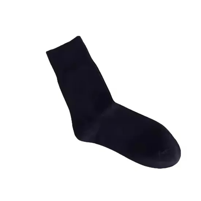Women′s Casual Moisture Wicking Autumn Winter Solid Crew Cotton Socks for Women