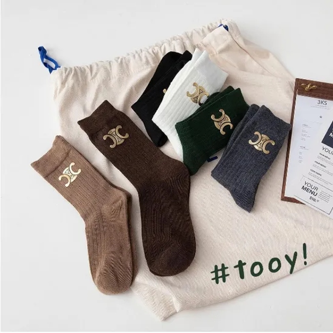 High Quality Letter Jacquard Sports Socks Women Branded Breathable Striped Unisex Korean Athletic Designer Socks