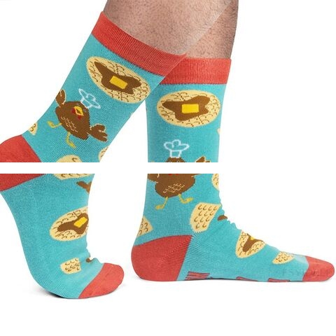 Wholesale AutumnWinter New Style Christmas Stocking Cartoon Letter Crew Sports Socks For Unisex