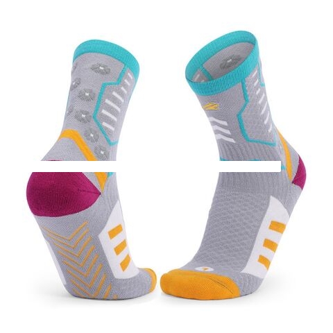 Free Sample Stocks Profession Nylon Breathable Quick Drying Mesh Sport Socks Support Custom Design Low Moq