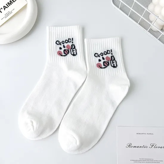 White Socks Women MID Ins Small Emoji Graffiti High Value Japanese Short Socks Students Cartoon Sports Socks