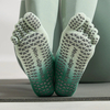 customized solutions Socks Skid Non-slip Non Sticky Grip Trampoline Socks Fit for Yoga Pilates Hospital Socks Men Women 
