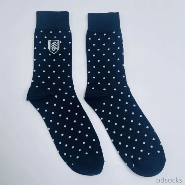 Custom Cotton Socks for Men Combed Cotton Embroidered Socks 3pk