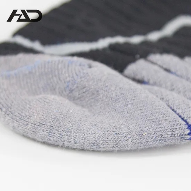 Unisex Man Compression Basketball Custom Sports Crew Socks