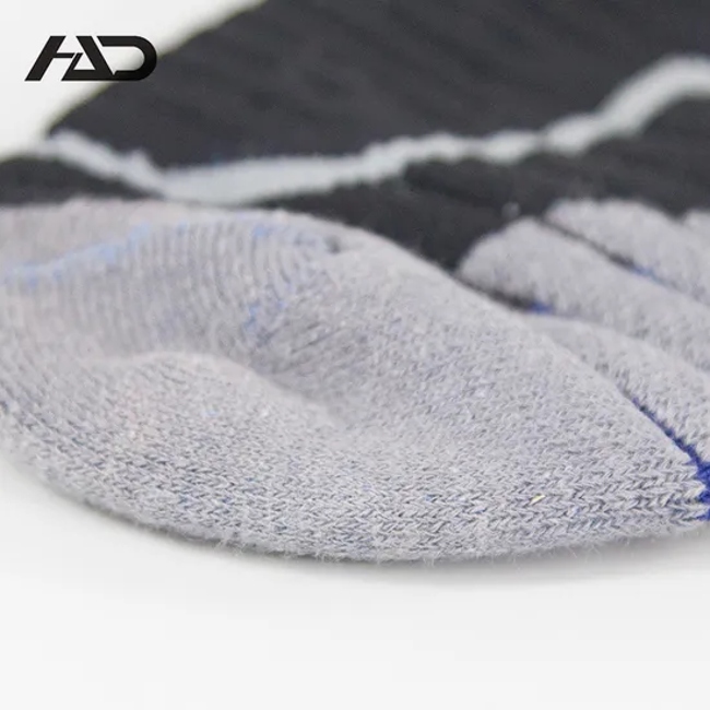 Unisex Man Compression Basketball Custom Sports Crew Socks