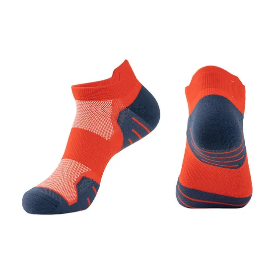 Custom Cotton Mens Winter Thick Outdoor Sport Terry Sox Cotton Basketball Running Athletic Thermal Quarter Socks for Men