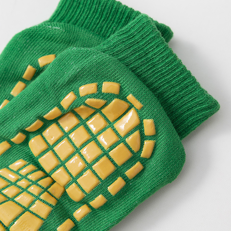 Bespoke Amusement Park Anti slip Socks Adult Pilates Home Children's Socks Set Parent Child Early Education Yoga Fitness 