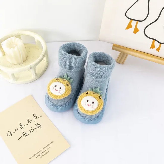 Newborn Soft Rattle Hand Bracelet Wrist Rattle Toy Foot Finder Sock Arm Leg Babies Development Toys Infant Boy & Girl Sock